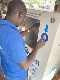 Odissi: safe water kiosks for corner stores in Senegal